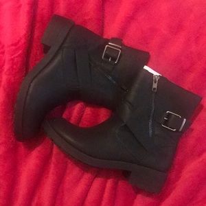 Brand new rocket dog ankle booties